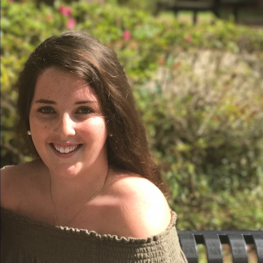 Meet your Posher, Abigail